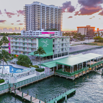 A photo of Palm Tree Club Miami restaurant