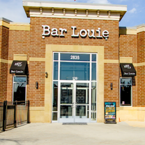 Une photo du restaurant Bar Louie - Naperville