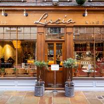 Une photo du restaurant Lucia - York