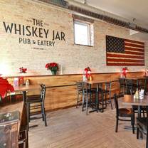 Una foto del restaurante The Whiskey Jar Pub & Eatery