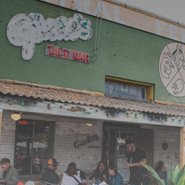 04 Center Restaurants - Güero's Taco Bar