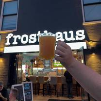 Une photo du restaurant Frosthaus Covington Bar & Restaurant