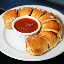 Carsonie's Stromboli & Pizza Kitchen - Upper Arlington