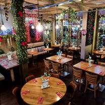 Una foto del restaurante La Piazza