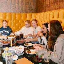 Una foto del restaurante Zipline Tap and Grill
