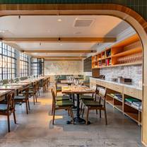 Une photo du restaurant First Born
