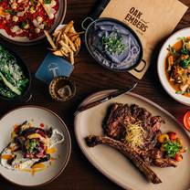 Una foto del restaurante Oak & Ember