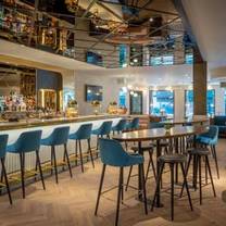 10 Fleet Street Restaurant & Bar at The Morgan Hotel