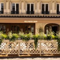 Una foto del restaurante Hollywood Savoy