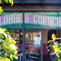 Una foto del restaurante Loaded Corner Cafe