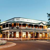 Una foto del restaurante The Royal Daylesford Hotel