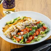 Una foto del restaurante Cooper's Hawk Winery & Restaurant - Ashburn, VA