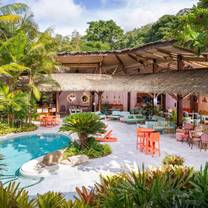 Una foto del restaurante Papaya Restaurant at Hotel Aguas Claras