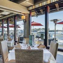 Una foto del restaurante Rusty Pelican Restaurant