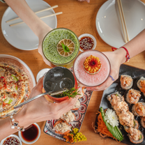 Una foto del restaurante Ikura Asian Food Ceibos