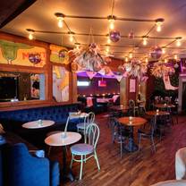 Una foto del restaurante The Pink Piggy Saloon Pop-Up Bar