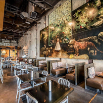 Una foto del restaurante TWO urban licks