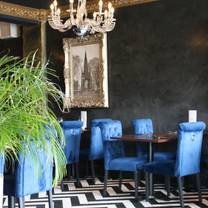 Una foto del restaurante Ronaq - Comley Bank