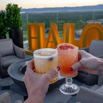 Una foto del restaurante Halo Rooftop Bar