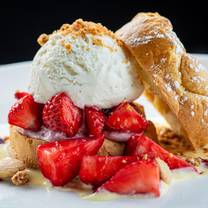 Una foto del restaurante Cooper's Hawk Winery & Restaurant - I-Drive, FL