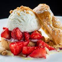 Una foto del restaurante Cooper's Hawk Winery & Restaurant - Cincinnati, OH