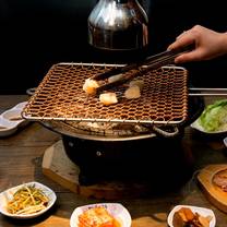 Foto von Hwaro Korean BBQ Restaurant Restaurant