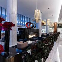 FIVESIXTY Vancouver Restaurants - The Lobby Lounge and RawBar