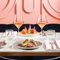 photo of boulevard restaurant