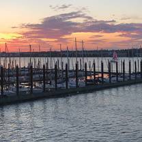 foto del ristorante salty's on the columbia