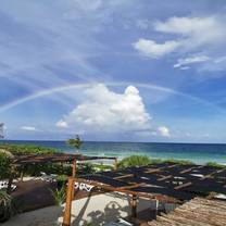 Una foto del restaurante Hayhu Beach Club