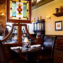 Restaurants near Masonic Temple Stratford - The Parlour Inn