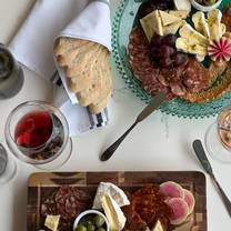 Une photo du restaurant Nomad Charcuterie and Wine