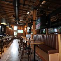 Lumen Field Event Center Restaurants - Hatback Bar & Grille
