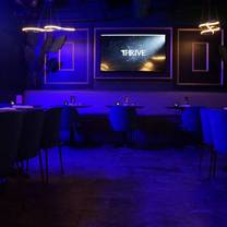 Restaurants near Soundstage at Graceland - Thrive Social Bar