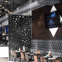 The Apollo Theatre AC Restaurants - Midway Bar