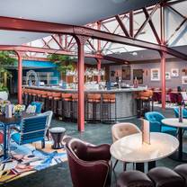 Bluebird Bar & Lounge