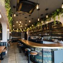 Q&A Restaurant & Oyster Bar