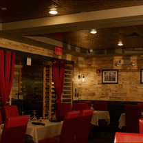 Shubert Theater New Haven Restaurants - Cast Iron Chef Chop House & Oyster Bar
