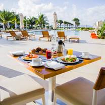 Une photo du restaurant Oliva – Aurora Anguilla Resort