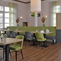 A photo of Hotel Stadt Hameln restaurant