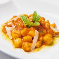 GrandBar Chicago Restaurants - Pasta Veneta Italian Restaurant