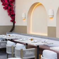 Restaurants near Lee's Palace Toronto - PAROS