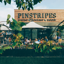 Een foto van restaurant Pinstripes - Norwalk