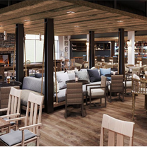 Photo du restaurant Torpedo Lounge at Newport Harbor Island Resort