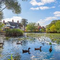 Une photo du restaurant The Rose Inn