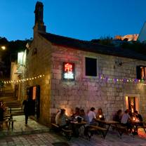 Une photo du restaurant SILK HVAR