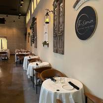 Une photo du restaurant The Essence - Walnut Creek