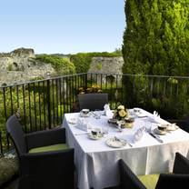 Una foto del restaurante Amberley Castle Restaurant