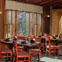 Une photo du restaurant Loon Lodge Inn & Restaurant