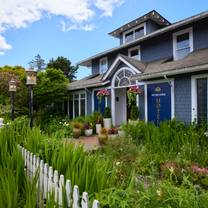 A photo of Shelburne Pub restaurant